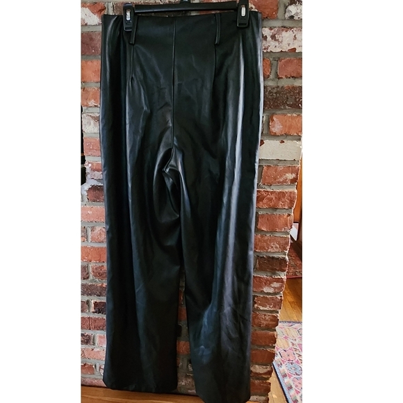 SO Faux Leather High Waist Pleated Wide Leg Pants NWT Size 15 Juniors - Picture 4 of 9